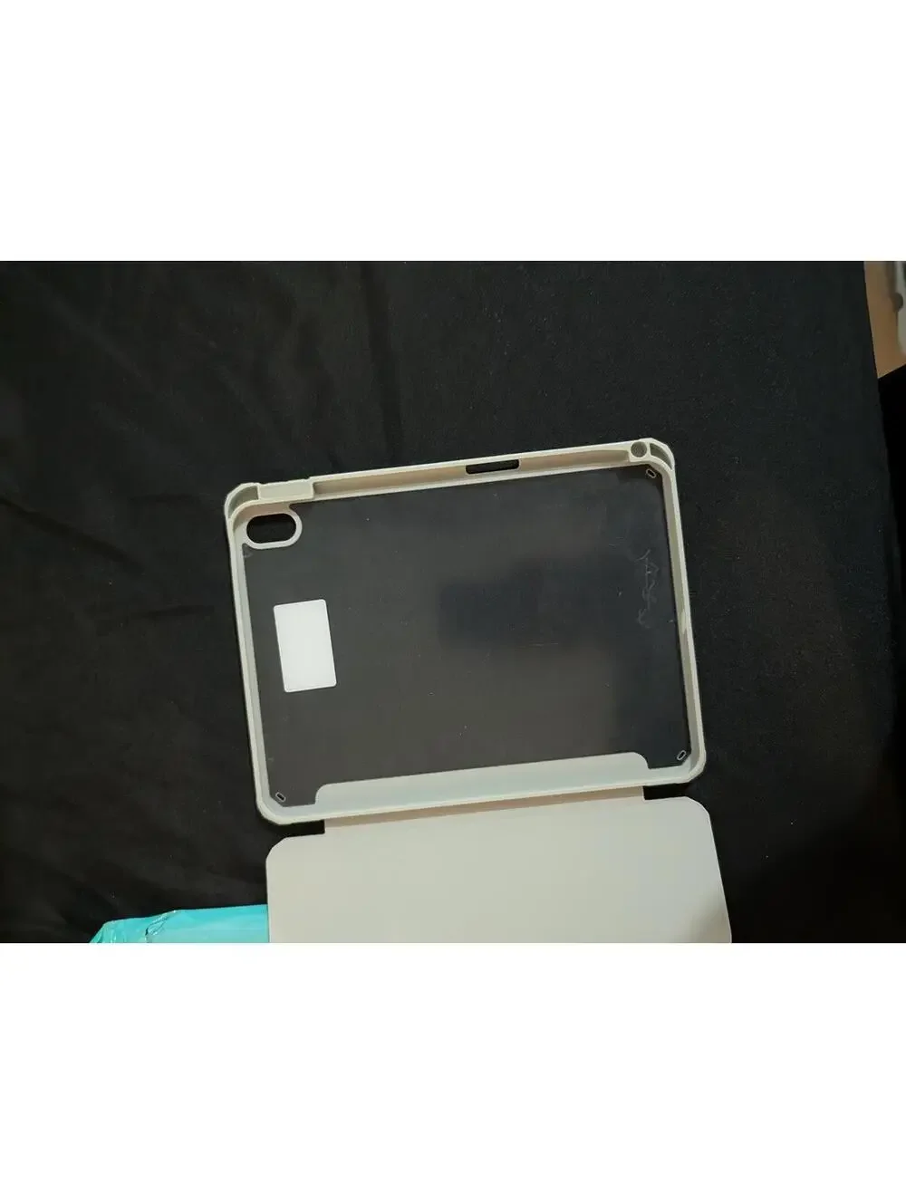 Protective IPad10 Case with Tri-Fold Cover - White